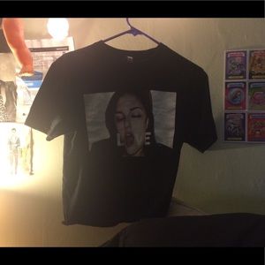 LOVE graphic crop tee